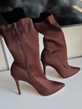 Women's Brown Stiletto Mid-Calf Boots